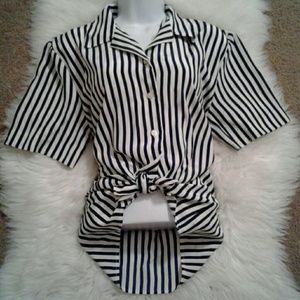 Reposh Sz 12 Navy Blue & White Stripe Button Up Blouse